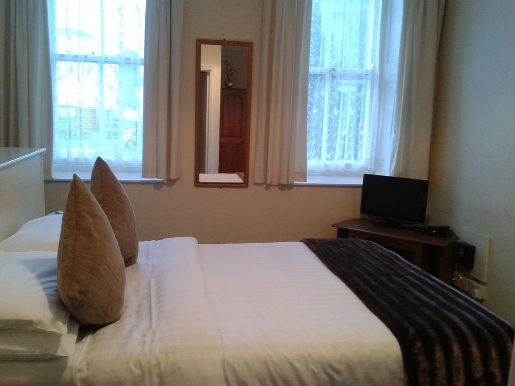 Franklyn Guesthouse Saint Helier Quarto foto