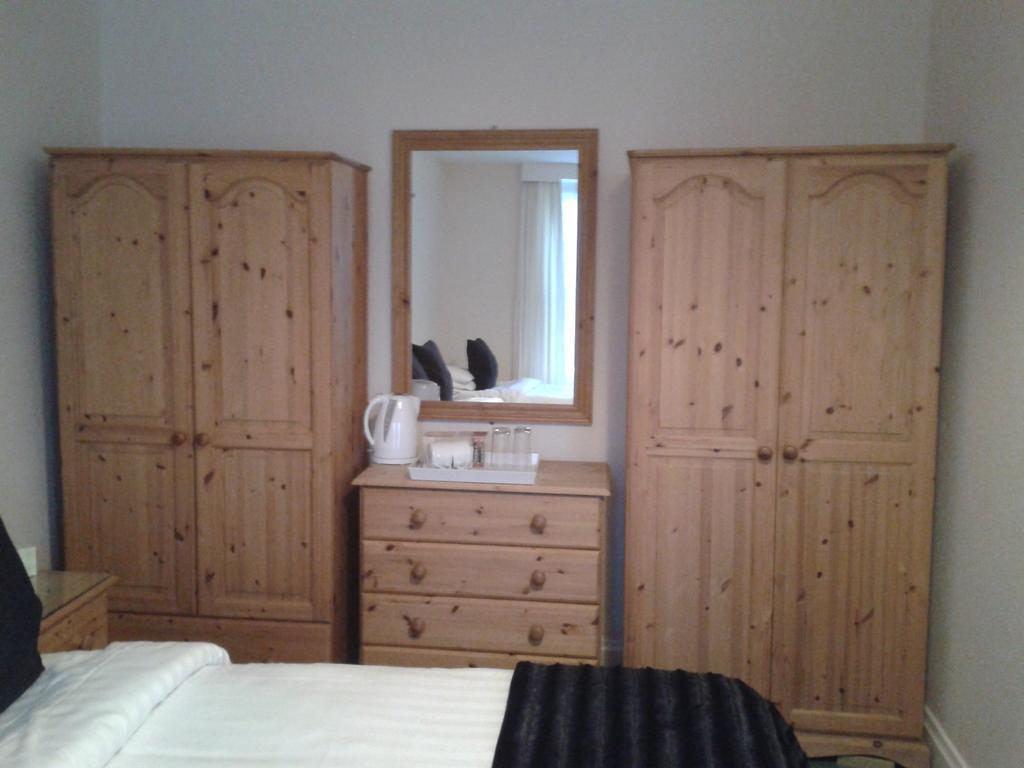 Franklyn Guesthouse Saint Helier Quarto foto